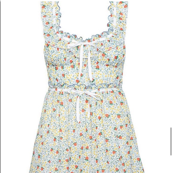 NWT for love & lemons x Victoria’s Secret strawberry kiss dress - Picture 3 of 9